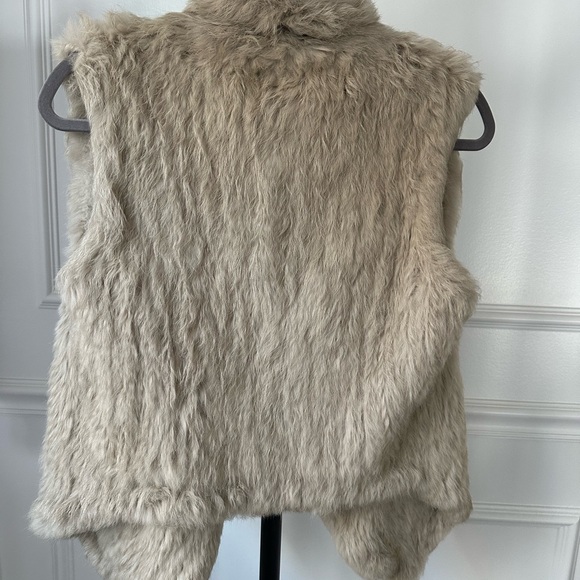 June Rabbit Fur Vest Size Small - Picture 2 of 4